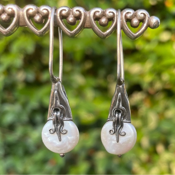 Silpada RARE Coin Pearl Sterling Silver Earrings W1269 - Picture 2 of 16